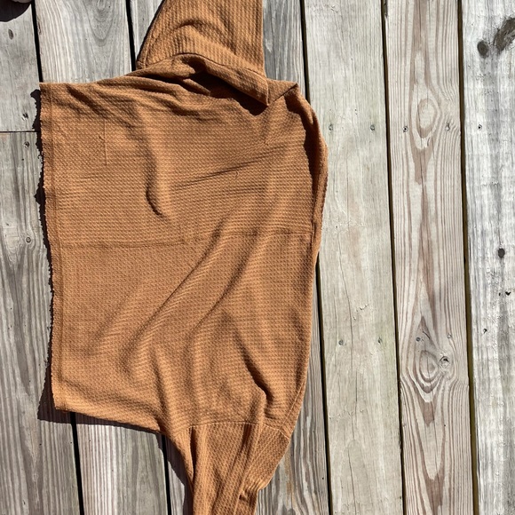 Cute cropped sweater - Picture 3 of 3